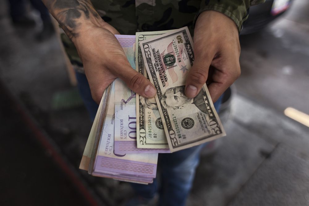 There Are More Dollars In Venezuela Now Than There Are Bolivars