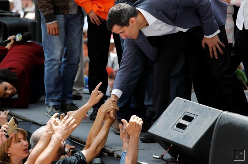 Líder Parlamento Venezuela Llama A Protesta, Dice Estar Dispuesto A Asumir Presidencia Interina
