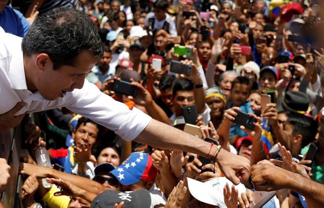Guaidó Corteja A Descontentos Y Militares En Giras Por Venezuela
