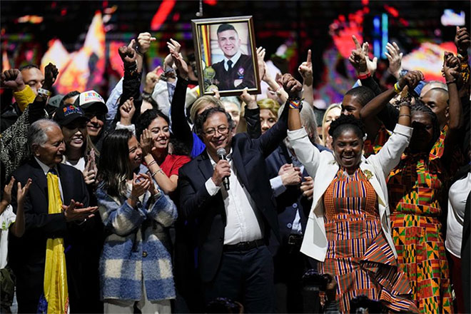 Leftist With Plans to Upend Economy Wins Colombia Presidency